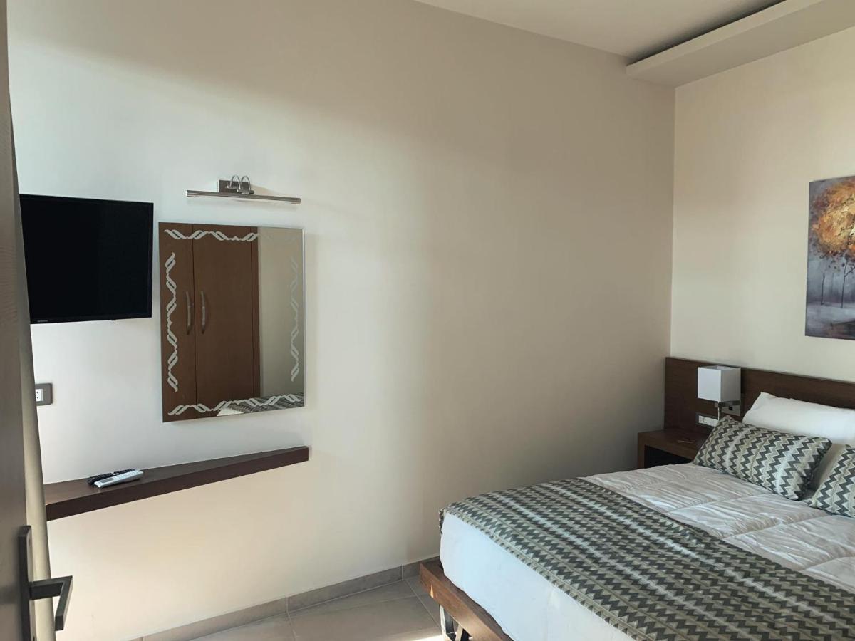 King Crimson Luxury Apartments Marathokefala Bagian luar foto